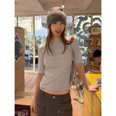 批发2026夏季洋气<b class='q'>韩版</b>撞色五分袖T恤新款女装修身设计感U领套头上衣潮