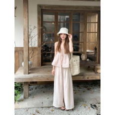 批发温柔风时尚套<b class='q'>装</b><b class='q'>女</b>V领系带上衣巨好看漂亮两件套<b class='q'>装</b>新款高腰阔腿<b class='q'>裤</b>