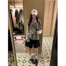 批发美式复古潮牌字母薄款卫衣女2026早秋新款个性<b class='q'>街头</b>风chic外穿外套