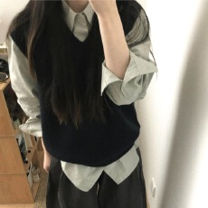 批发<b class='q'>日系</b>复古叠穿针织坎肩毛衣马甲搭配学院风翻领内搭长袖衬衫两件套