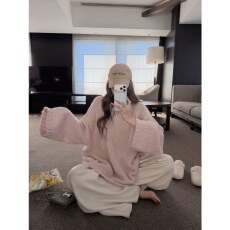 批发慵懒粉色圆领废土风套头毛衣女春秋韩系穿搭老钱风宽松针织<b class='q'>衫</b>上衣