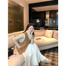 批发双面穿麂皮马甲<b class='q'>女</b>羊羔毛短款外套<b class='q'>女</b>皮毛一体保暖<b class='q'>背心</b>