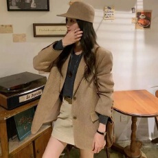 批发2025新款春装气质女神范高端独特漂亮小个子超好看卡其色西装外套