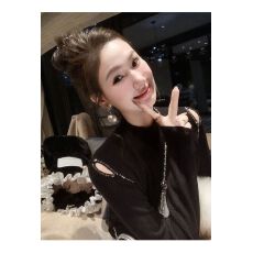 批发鱼兔子的兔子 露肩<b class='q'>镂空</b>针织上衣女春秋新款毛衣内搭半高领打底<b class='q'>衫</b>