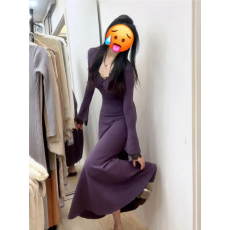 批发法式简约蕾丝V领紫色<b class='q'>连衣裙</b>早春季2026新款打底包臀气质显瘦长裙