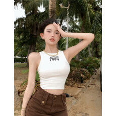 批发已出货 英文刺绣背心女<b class='q'>欧美</b>辣妹风ins2025年夏季新款百搭显胸上衣