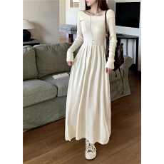批发早秋韩版一字肩长袖连衣裙女秋季甜美小香风纯色气质针织大摆长裙