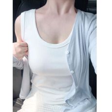 批发已出货白色内搭吊带背心宽<b class='q'>肩带</b>遮副乳无袖绝美甜辣上衣夏外穿