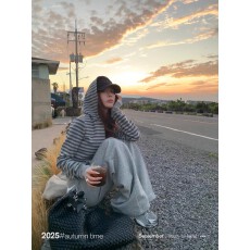 批发SUNONEONE 韩系秋季运动套装女灰色<b class='q'>条纹</b>卫衣休闲宽松卫<b class='q'>裤</b>一整套