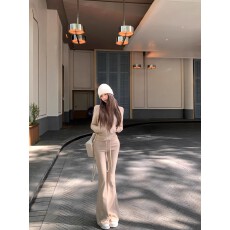 批发Chill巧儿【lu系身材修容笔】高克重立领卫衣上衣高腰喇叭<b class='q'>裤</b><b class='q'>套装</b>