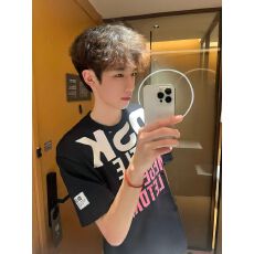 批发实价 原版印花/排版字母/有钉标【100%<b class='q'>纯棉</b>/220克超爽棉】短袖<b class='q'>t</b><b class='q'>恤</b>