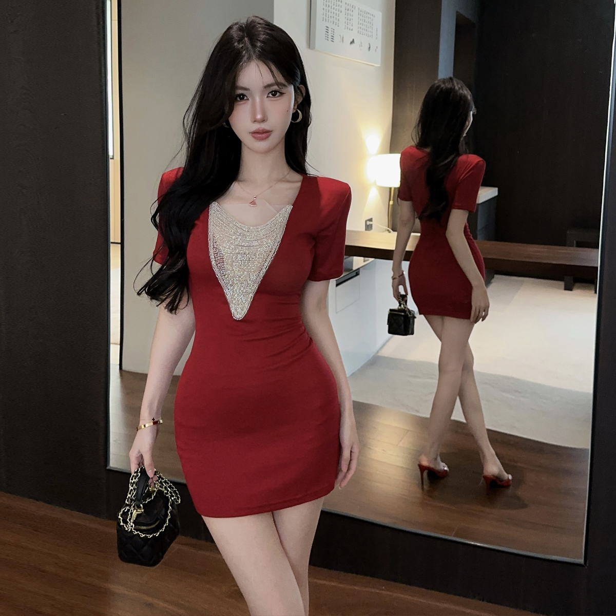 RY3# 纯欲轻奢感性感烫钻V领短袖连衣裙修身气质包臀短裙