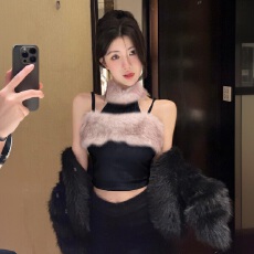 批发实拍实价  辣妹性感毛绒绒拼接挂脖吊带背心设计感小众短款上衣女