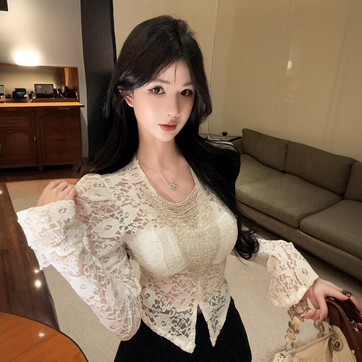 BY35076# 纯欲风蕾丝衫V领长袖性感修身小衫秋冬内搭打底衫上衣 服裝批發女裝批發服飾貨源