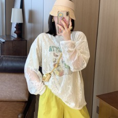 拼接刺绣网纱T恤女假两件大码胖mm韩国女装春秋新款卡通喇叭女孩