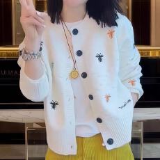 批发2025秋冬新款独特<b class='q'>气质</b>小香风开衫毛衣女小蜜蜂提花针织单排扣外套