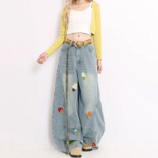 批发设计感街头卡通刺绣图案<b class='q'>牛仔裤</b>女春秋新款显瘦垂感宽松阔腿<b class='q'>牛仔裤</b>