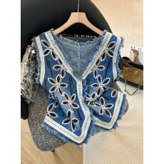 批发实拍  无袖坎肩刺绣<b class='q'>牛仔</b><b class='q'>背心</b>女秋新款民族风气质<b class='q'>马甲</b>减龄叠穿上衣