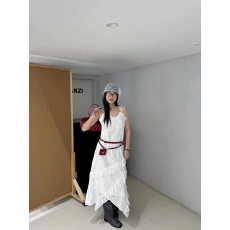 批发南油新品26早春 韩系重工吊带花边设计连衣裙简约裙子