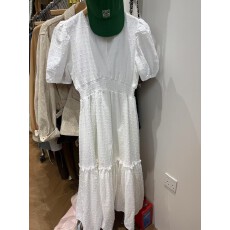 批发2026新款法式茶歇绝美<b class='q'>长裙</b>冷淡高级感气质<b class='q'>白色</b>连衣裙子女夏季