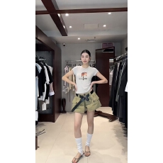 批发十三行美式高腰显瘦工装短裤<b class='q'>女</b>2026夏新款辣妹设计感配腰带阔腿<b class='q'>裤</b>