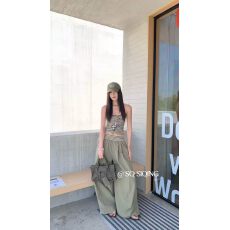 批发休闲运动风辣妹套装ins修身条纹吊带+垂感阔腿裤松弛<b class='q'>感</b>穿搭