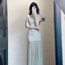 批发法式绿色网纱<b class='q'>拼接</b><b class='q'>连衣裙</b>子女夏季2026新款气质绝美高级感包臀长裙