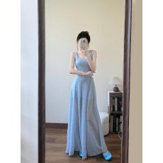 批发蓝色蕾丝<b class='q'>背心</b>吊带连衣裙女夏季法式气质海边度假风设计感收腰长裙