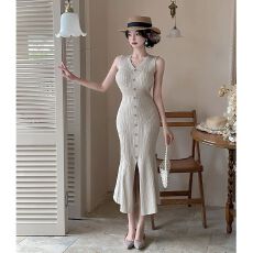 批发气质V领无袖连衣裙女2026年夏季软糯修身收腰长款<b class='q'>背心</b>包臀裙