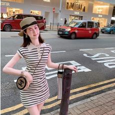 批发法式翻领条纹针织连衣裙女2026年夏季<b class='q'>新款</b>气质修身高级感裙子