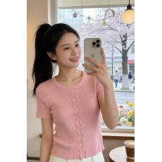 2026年夏季新款百搭时尚圆领波浪边纯色针织修身短袖