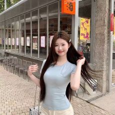 批发后背镂空刺绣T恤女夏季透视猫咪头<b class='q'>上衣</b>