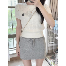 批发白色刺绣麻花针织衫薄款短袖女夏季小个子修身短款正肩上衣