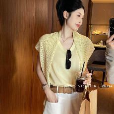 KISS SISTER2026年春夏新款圆领飞飞袖宽松针织衫配披肩