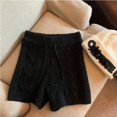 批发深灰色针织麻花阔腿毛线短裤女秋<b class='q'>冬</b>欧货外穿休闲打底高腰运动裤子