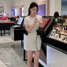 批发纯欲风圆领短袖针织<b class='q'>连衣裙</b>女夏季新款设计感修身显瘦辣妹包臀短裙