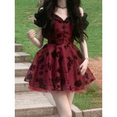 批发2026春夏新款法式玫瑰连衣<b class='q'>裙</b>女生日小礼<b class='q'>裙</b>打歌服收腰吊带<b class='q'>公主裙</b>