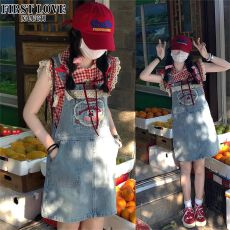 批发樱桃天菜”格<b class='q'>子</b>拼接蕾丝花边小飞袖格<b class='q'>子</b>短袖衬衫女