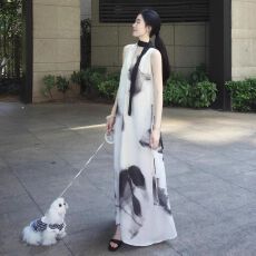 批发新中式国风白色挂脖吊带<b class='q'>连衣裙</b>子<b class='q'>女</b>夏季2026年新款小个子气质长<b class='q'>裙</b>