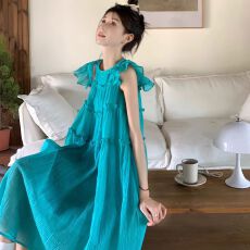批发茶歇法式蓝色小飞袖连衣裙女夏季高级感多巴胺海边度假沙滩<b class='q'>长裙</b>子