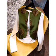 批发黄金段国风韵味穿搭新中式绿色马甲女高级感宽松显瘦上衣