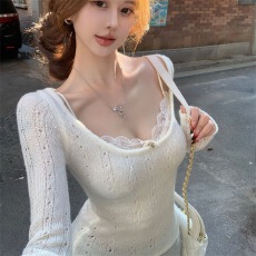 批发法式镂空白色方领<b class='q'>长袖</b>针织衫女早春季新款修身薄款<b class='q'>防晒衫</b>百搭上衣