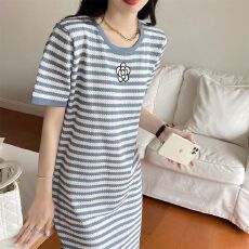 批发已出货新款韩版百搭修身时尚<b class='q'>山茶花</b>条纹垂感显瘦连衣裙