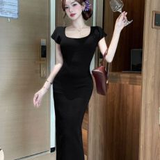 批发已出货掐腰针织<b class='q'>连衣裙</b>女夏季御姐收腰显瘦后<b class='q'>开叉</b>包臀长裙子