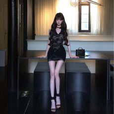 批发已出货吊带<b class='q'>连衣裙</b>女夏季御姐风性感纯欲绝美修身<b class='q'>包臀</b>短裙子