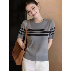 批发已出货<b class='q'>大码</b><b class='q'>女装</b>S-XXXL减龄设计感独特夏季正肩短袖t恤女