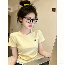 批发已出货夏季新款爱心韩系<b class='q'>甜美</b>蕾丝修身圆领上衣显瘦短袖T恤女