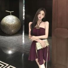批发已出货挂脖吊带抹胸<b class='q'>连衣裙</b>女夏季法式名媛气质褶皱收腰显瘦裙子