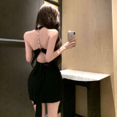 批发已出货吊带<b class='q'>连衣裙</b>女<b class='q'>夏</b>季纯欲风紧身露背气质收腰包臀短裙