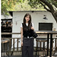 批发已出货马甲背心开衫女早<b class='q'>春</b>叠穿百搭外穿修身显瘦美式坎肩小上衣